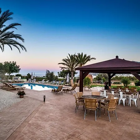 Camp El Planet Hotel *